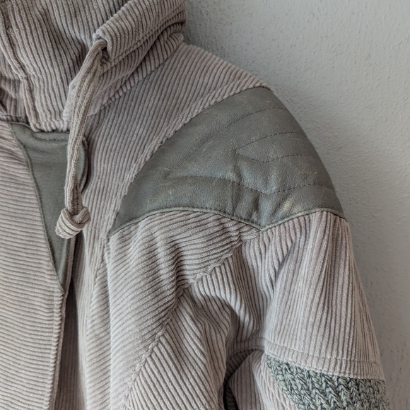 Vintage Women's Taupe Corduroy Puffer Jacket With  Leather & Knit Detailing - Picture 8 of 16
